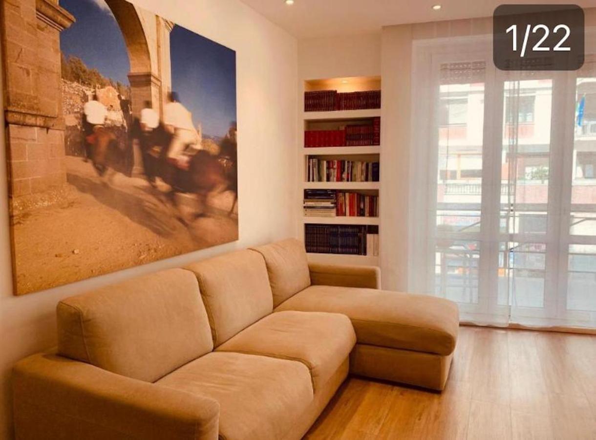 Spacious House In The Heart Of Cagliari With Terrace Villa Bagian luar foto