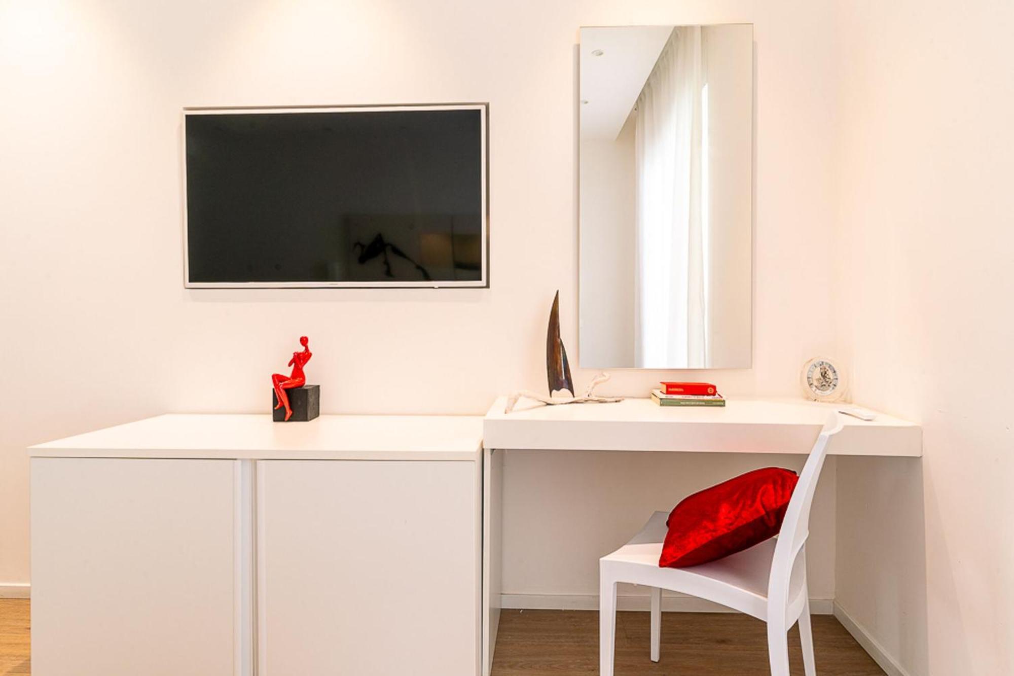 Spacious House In The Heart Of Cagliari With Terrace Villa Bagian luar foto