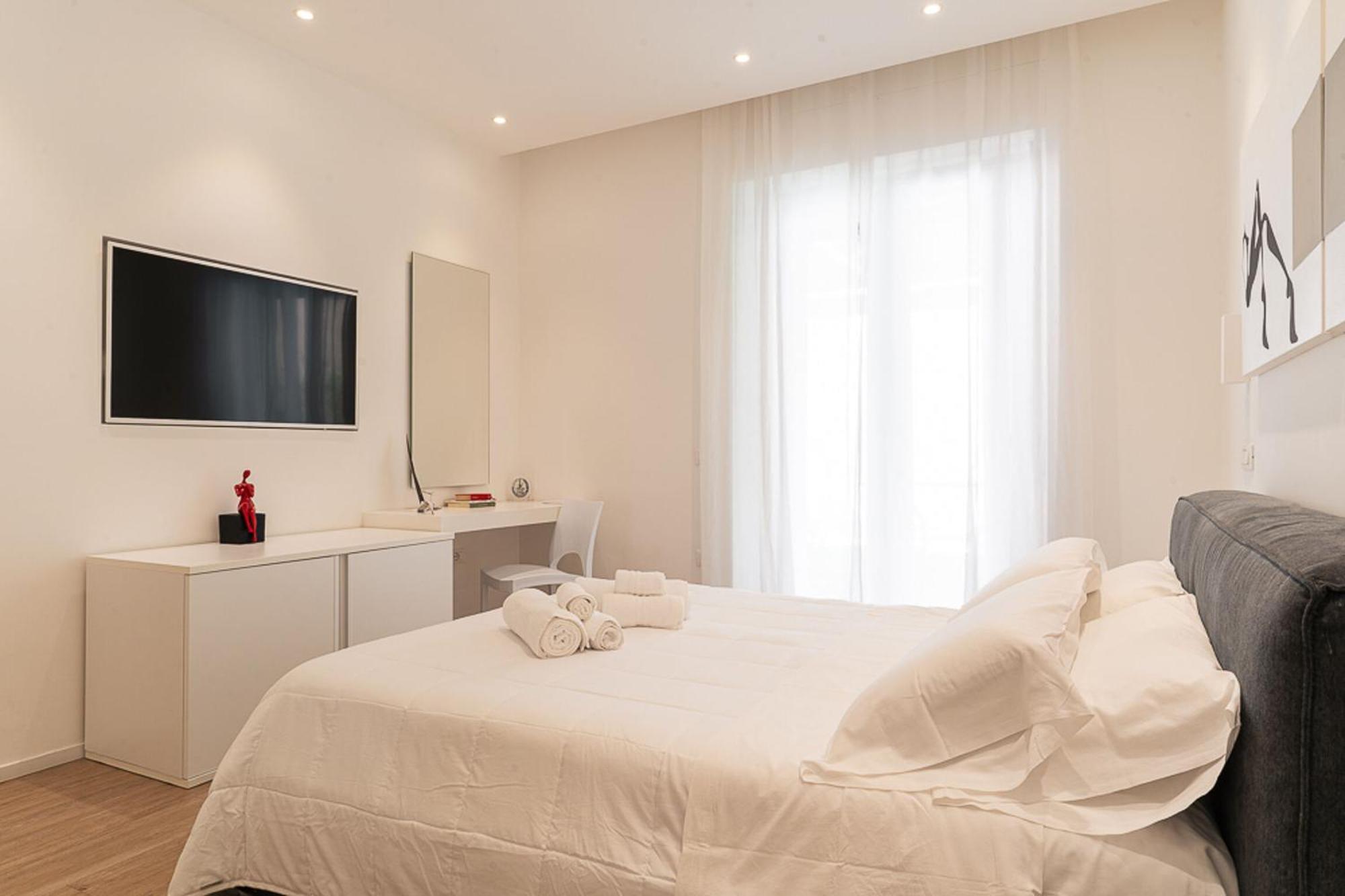 Spacious House In The Heart Of Cagliari With Terrace Villa Bagian luar foto